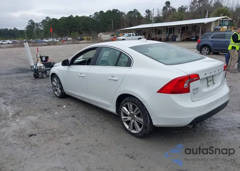 2012 Volvo S60 T6 из США, поврежденный, VIN YV1902FH5C2024488